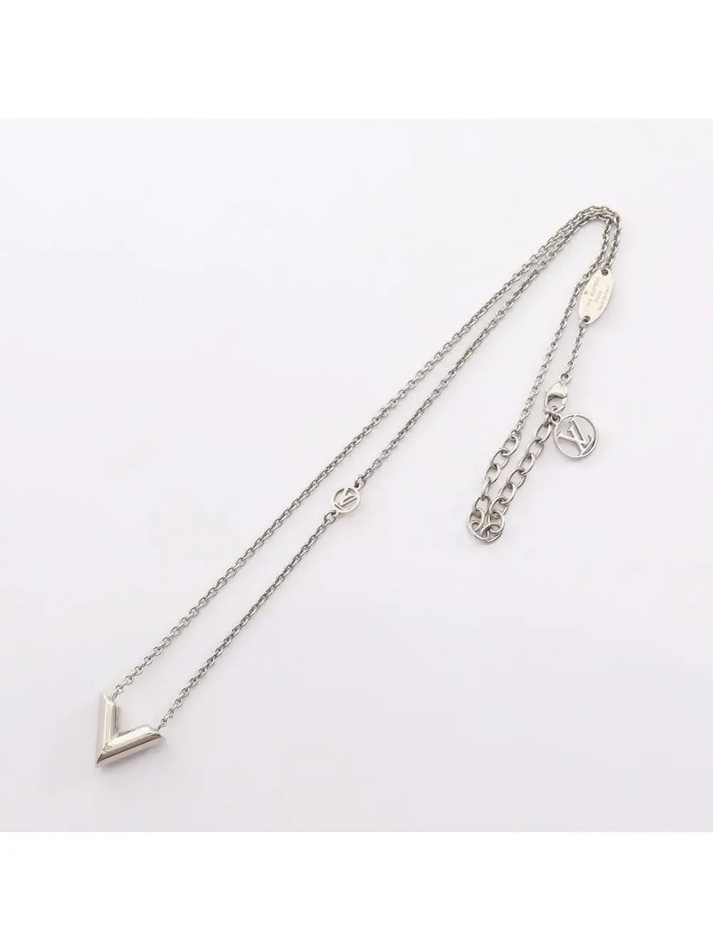 Louis Vuitton Essential V Necklace #308015L42B